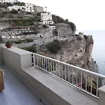 La Terrazza Будинок відпочинку Амальфі